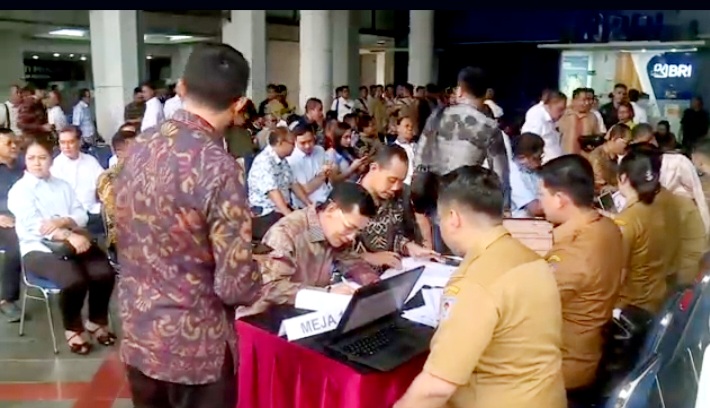 Wamendagri Sebut 17 Kepala Daerah Tidak Hadir dalam Pemeriksaan Kesehatan