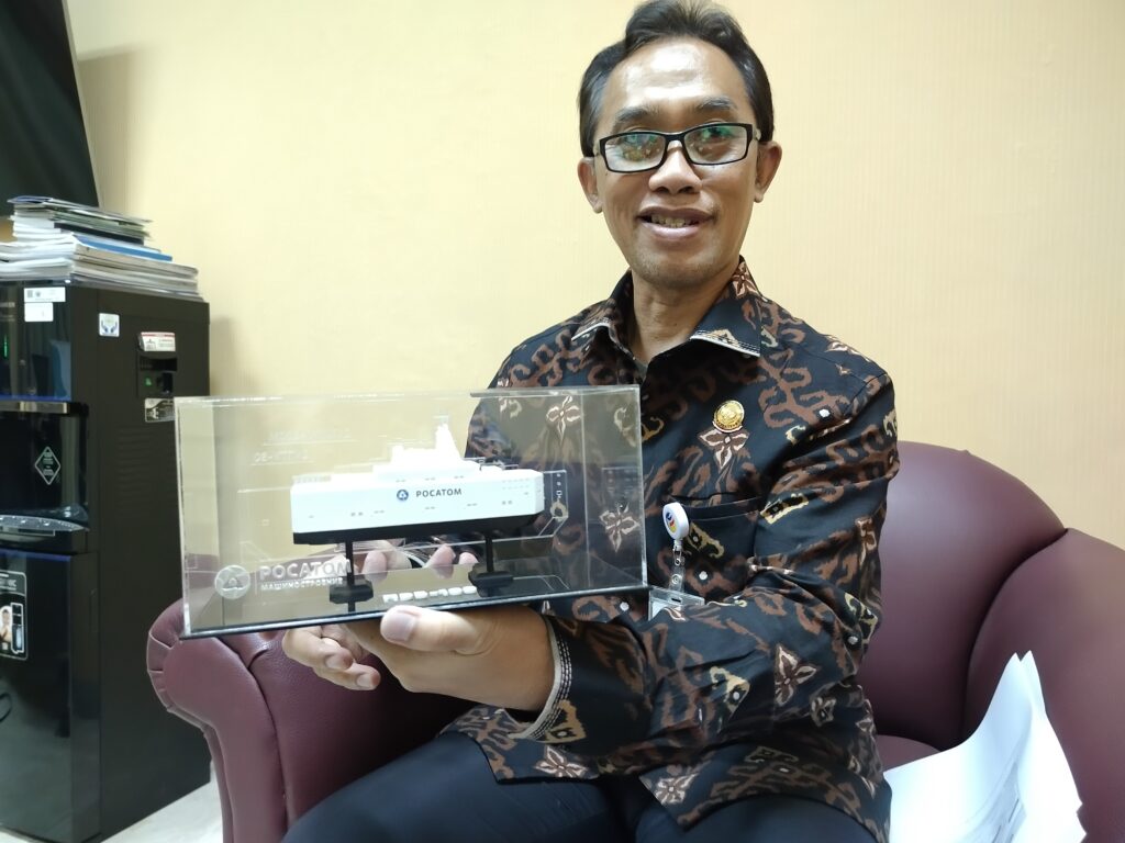 Perusahaan nuklir Rusia memperkenalkan desain PLTN off shore dengan menggunakan kapal tanker