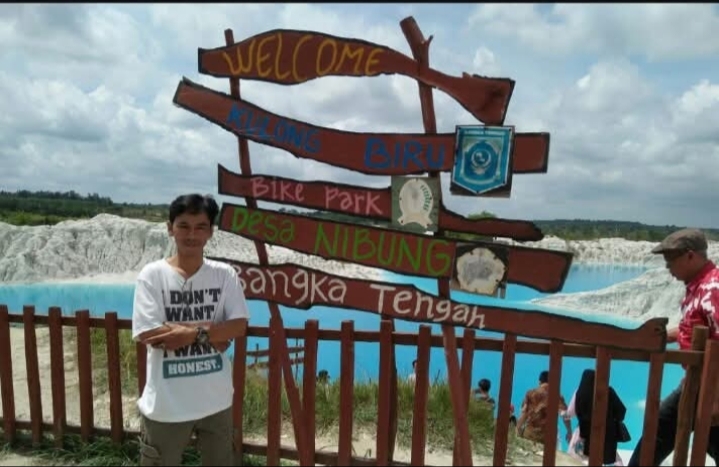 Menyulap Bekas Tambang Menjadi Kawasan Wisata