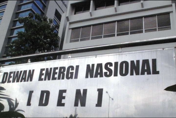 Presiden Prabowo Serahkan 16 Nama Calon APK DEN 2026-2030