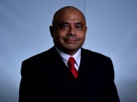 BUKAN TANAH, MELAINKAN RAKYAT