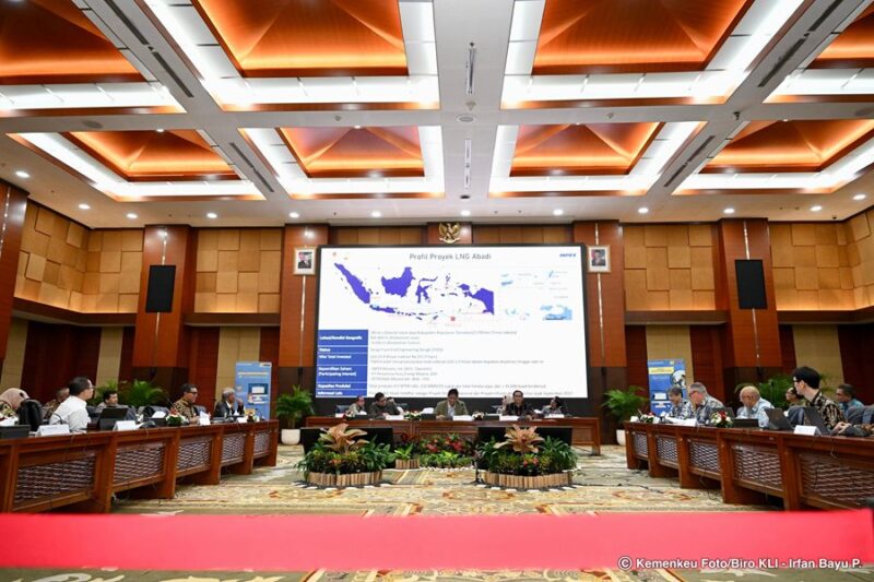 Menkeu Pimpin Sidang Sidang Hambatan PSN Onshore LNG Abadi Masela