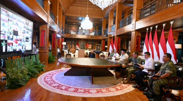 Presiden Apresiasi TNI dan Petugas, Bangun 218 Jembatan dalam Waktu 2,5 Bulan