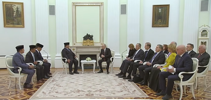 Di Depan Presiden Putin, Presiden Prabowo Janji Awasi Sendiri Kerja Sama Bidang Moneter