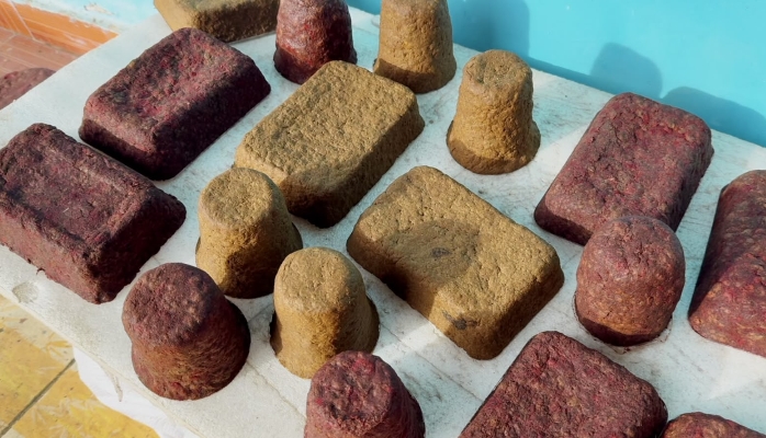Petani Pengabuan Olah Limbah Jerami Menjadi Produk Bernilai Ekonomis
