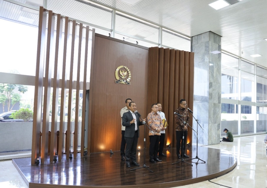 Menteri Bahlil Tegaskan Skema Gross Split Khusus untuk Sektor Migas