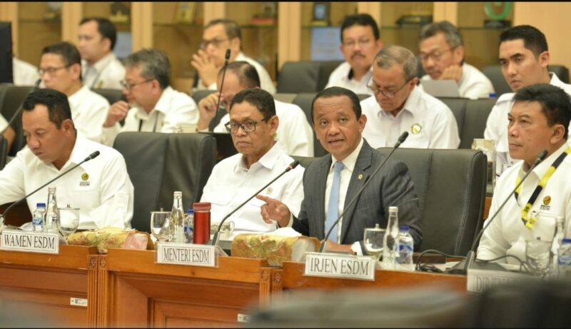 Kementerian ESDM dan Komisi XII DPR  Sepakati Asumsi Makro ICP serta Lifting Migas TA 2027