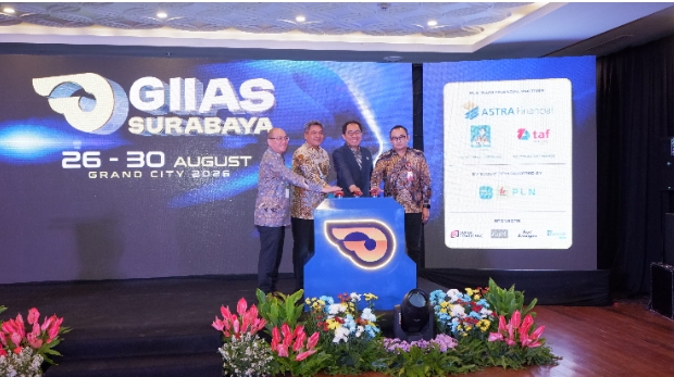 Pembukaan GIIAS Surabaya 2026, Wamenperin Faisol Optimis Penjualan Mobil Domestik Melampaui Target