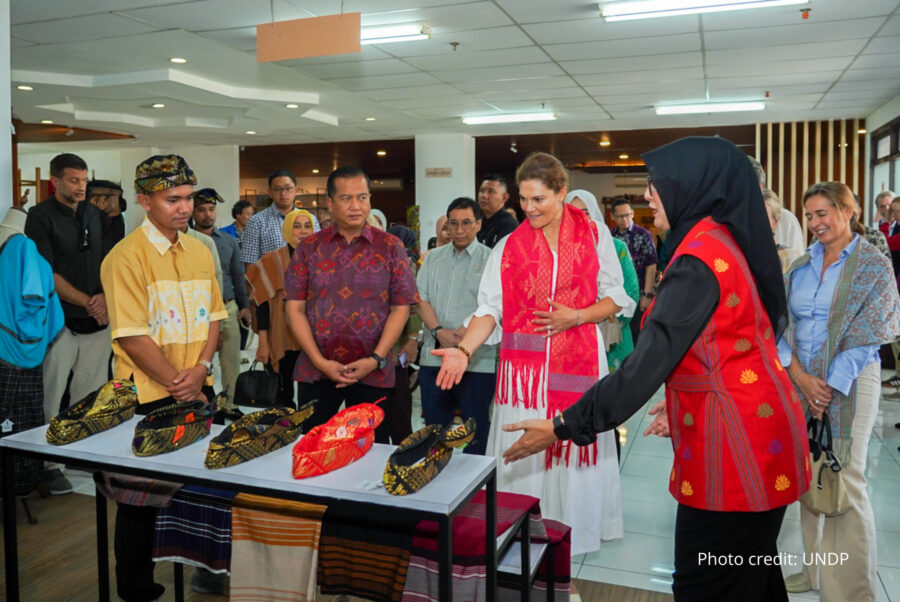 Putri Mahkota Victoria Tinjau Program UNDP di Lombok