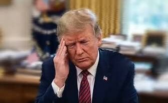 Jelang Pemilihan Paruh Waktu, Presiden Trump Dibayangi Krisis Ekonomi AS
